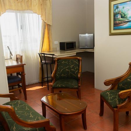 Grand Hotel Americano Machala Exteriör bild