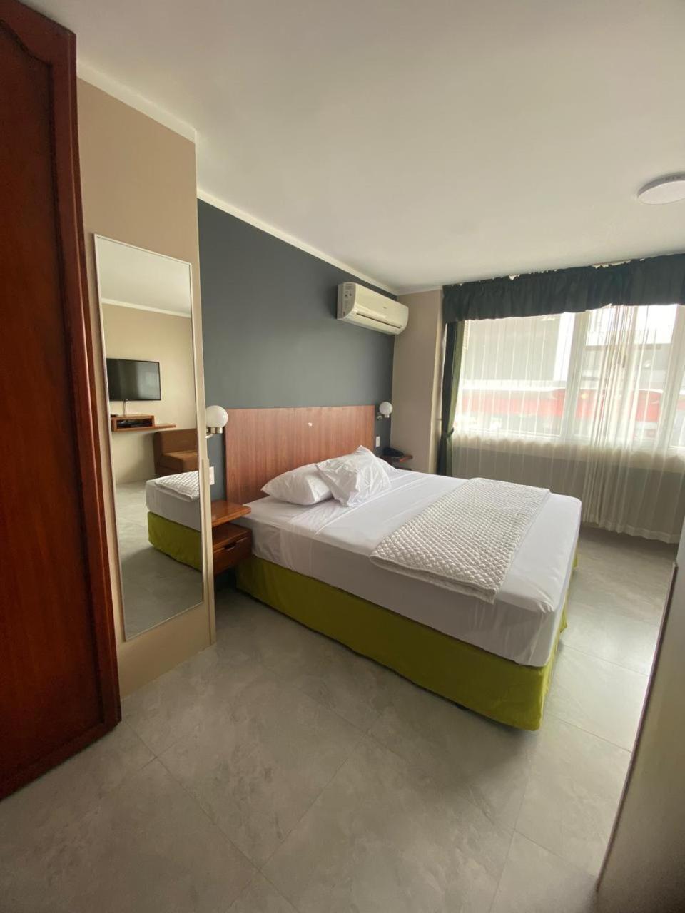 Grand Hotel Americano Machala Exteriör bild